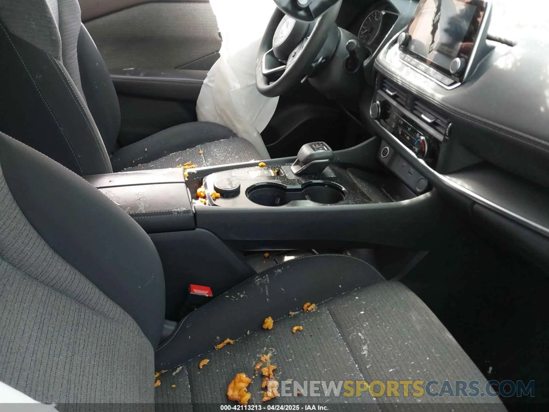 5 Photograph of a damaged car 5N1AT3AB5MC850123 NISSAN ROGUE 2021
