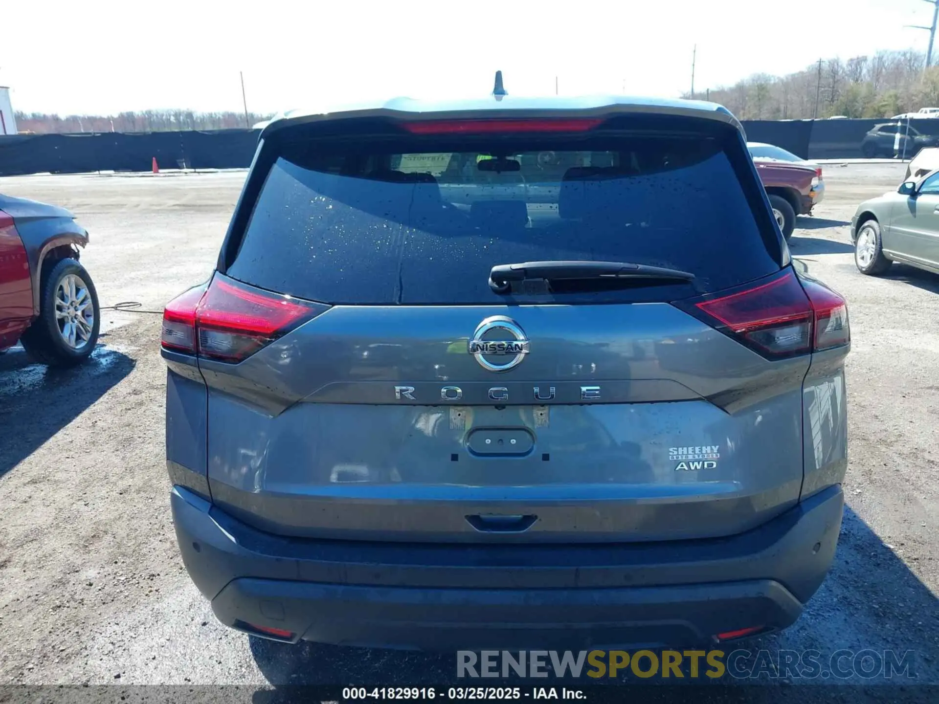 17 Photograph of a damaged car 5N1AT3AB6MC696151 NISSAN ROGUE 2021