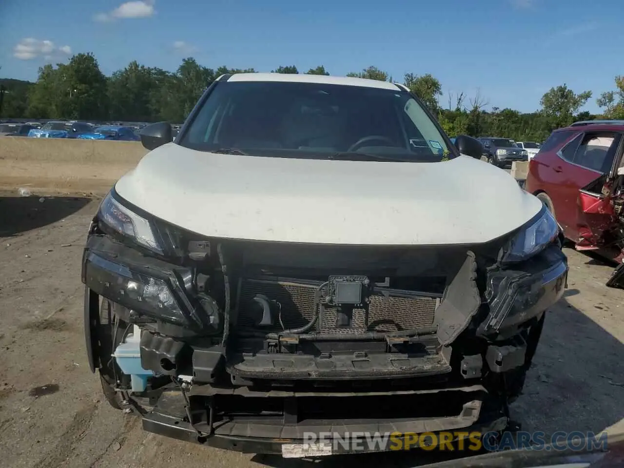 5 Photograph of a damaged car 5N1AT3AB6MC713272 NISSAN ROGUE 2021