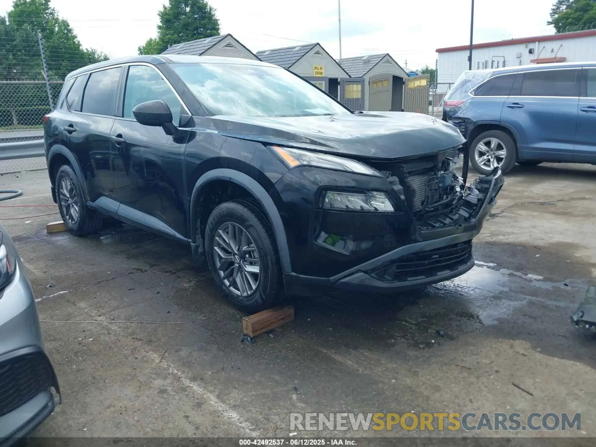 1 Photograph of a damaged car 5N1AT3AB6MC813632 NISSAN ROGUE 2021