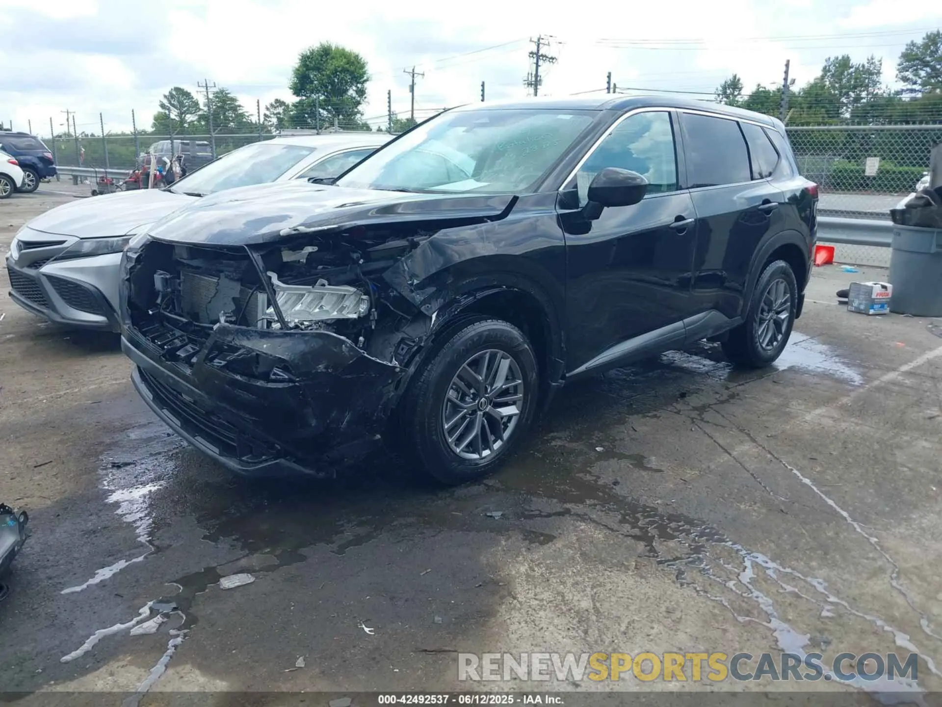 2 Photograph of a damaged car 5N1AT3AB6MC813632 NISSAN ROGUE 2021