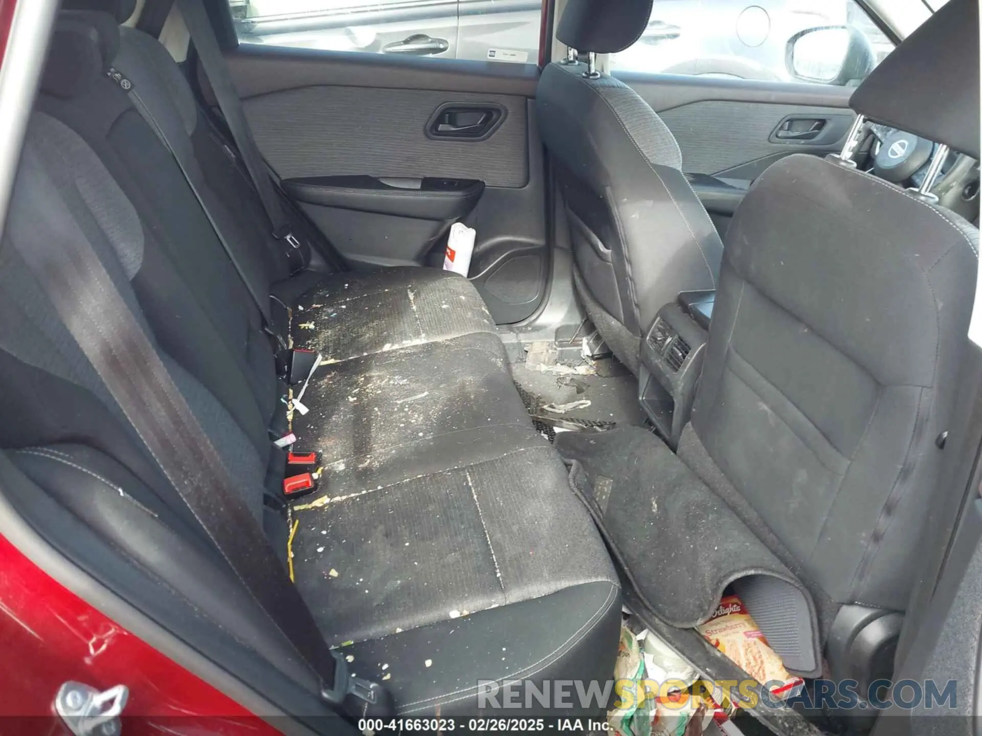8 Photograph of a damaged car 5N1AT3ABXMC692538 NISSAN ROGUE 2021
