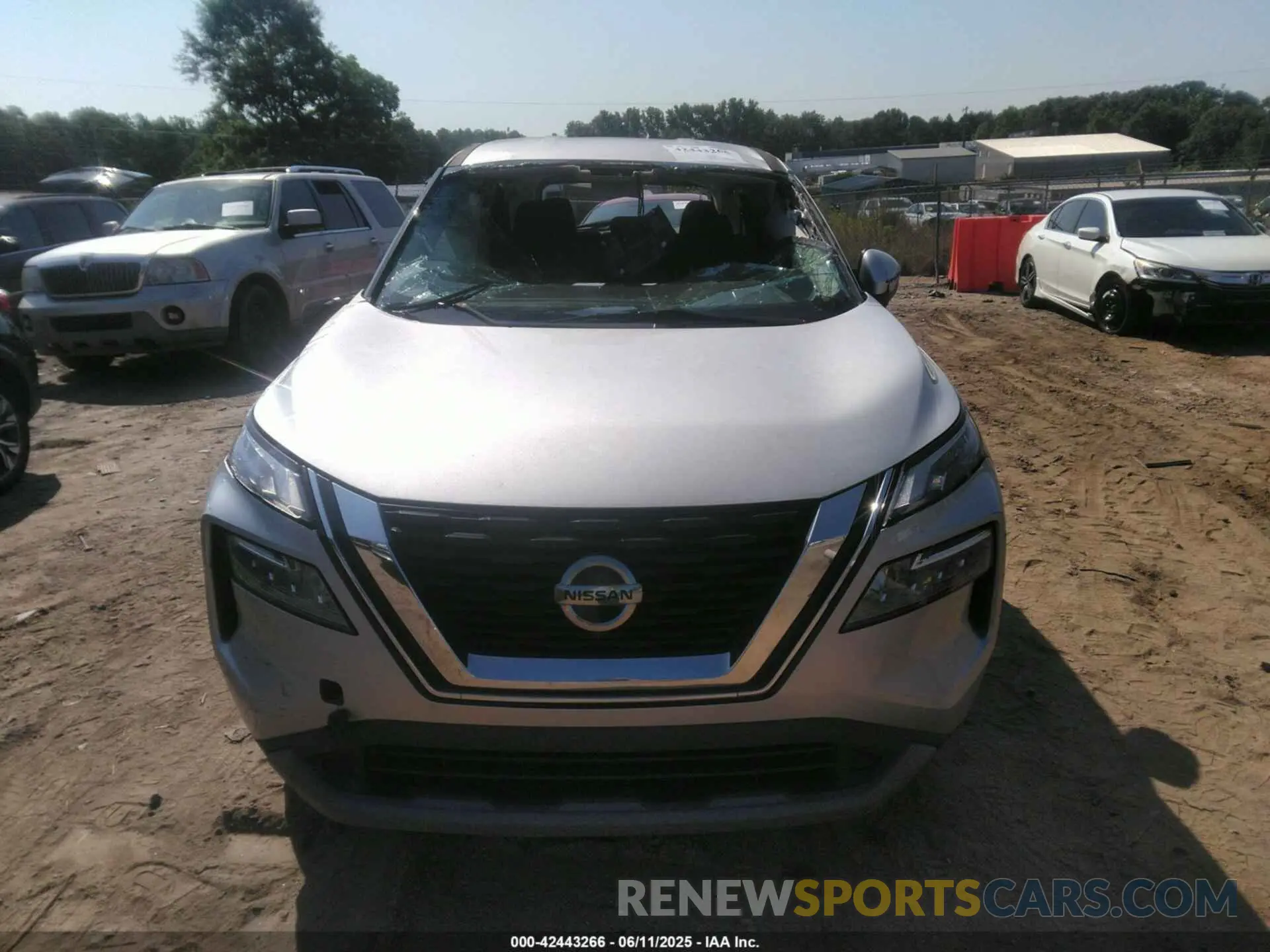 11 Photograph of a damaged car 5N1AT3BA0MC709062 NISSAN ROGUE 2021