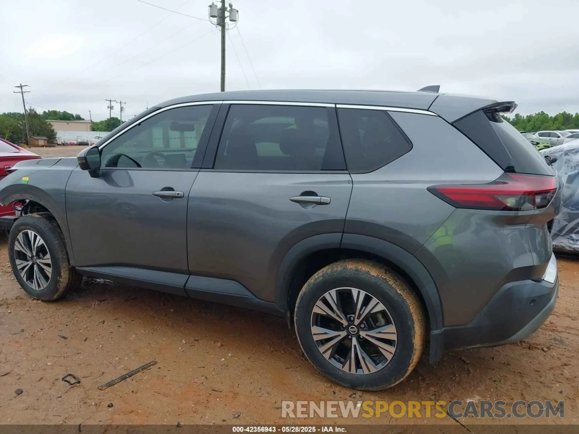 15 Photograph of a damaged car 5N1AT3BA0MC775899 NISSAN ROGUE 2021