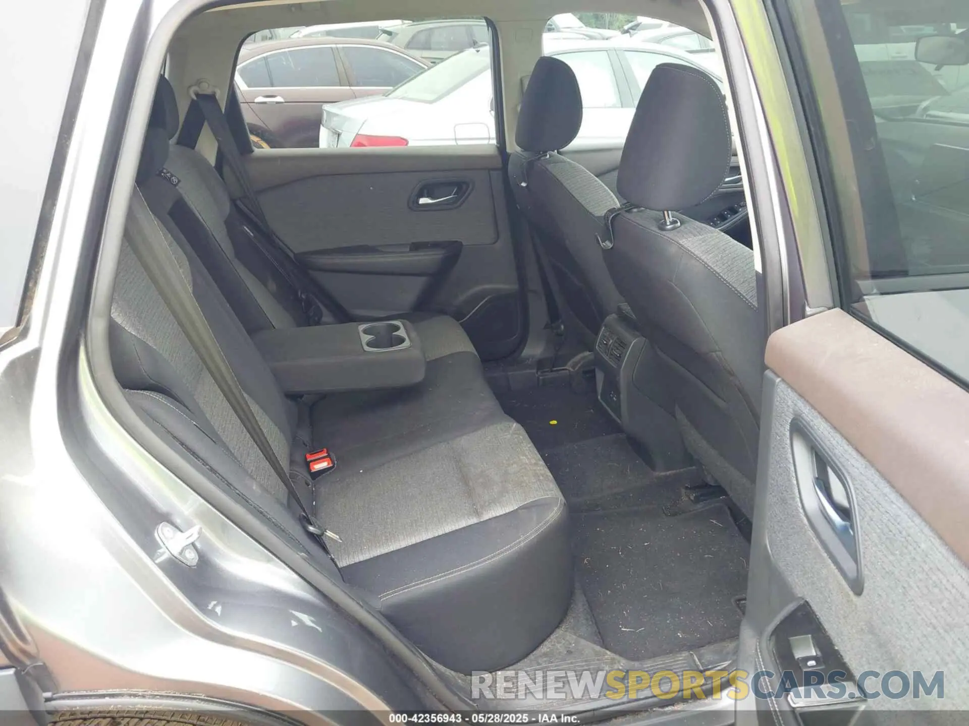 8 Photograph of a damaged car 5N1AT3BA0MC775899 NISSAN ROGUE 2021