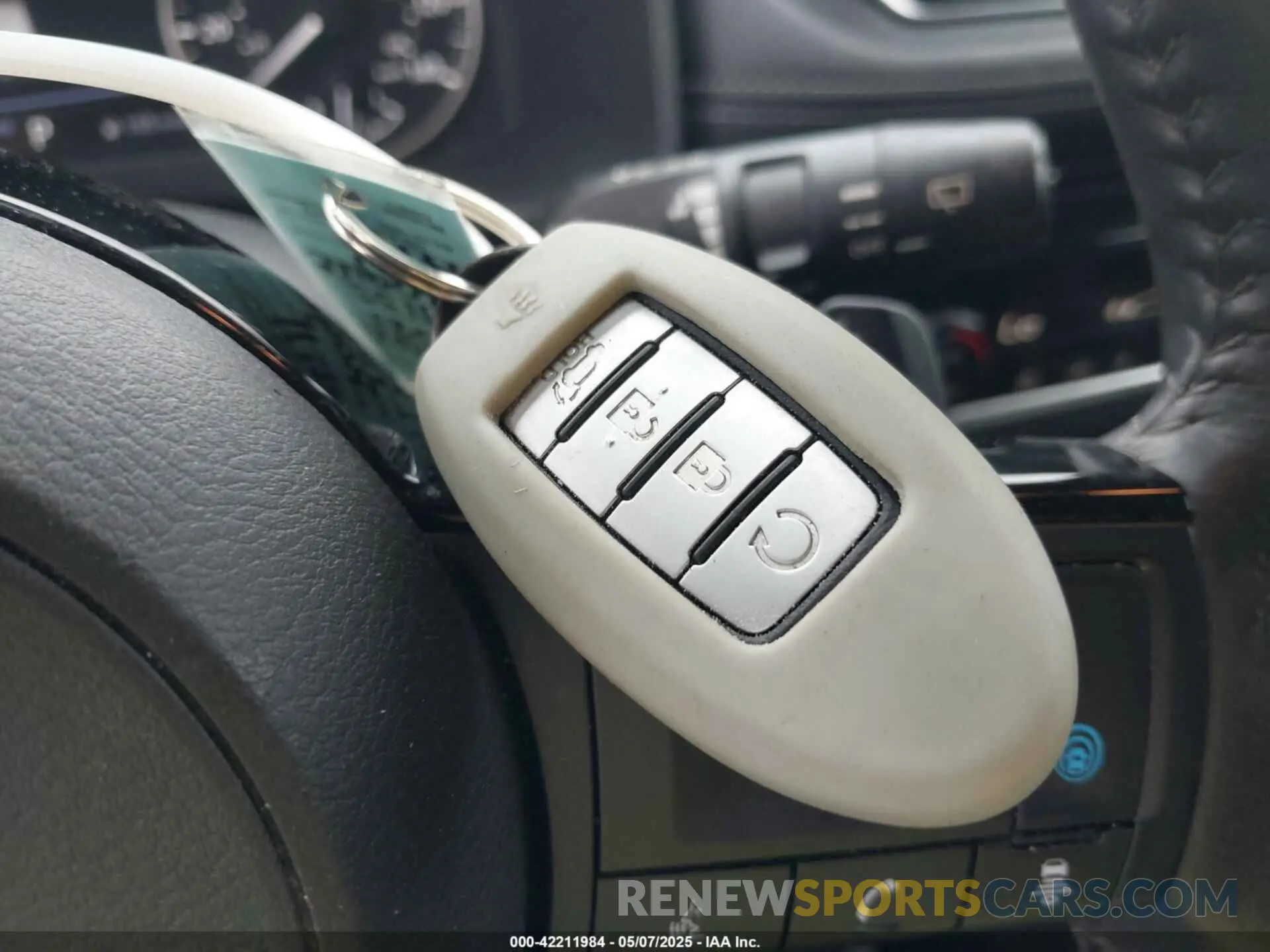 11 Photograph of a damaged car 5N1AT3BA0MC813406 NISSAN ROGUE 2021