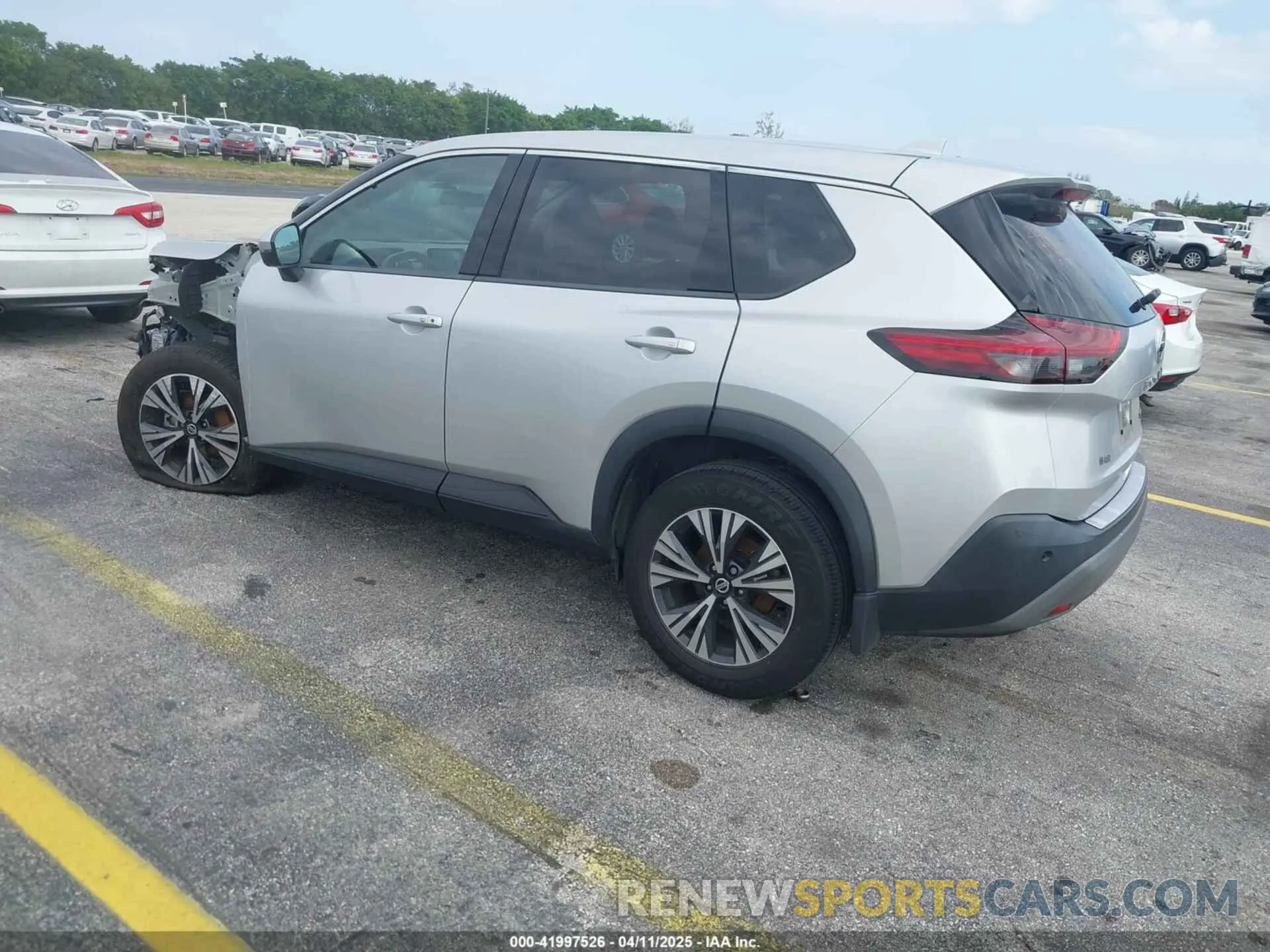 3 Photograph of a damaged car 5N1AT3BA0MC818444 NISSAN ROGUE 2021