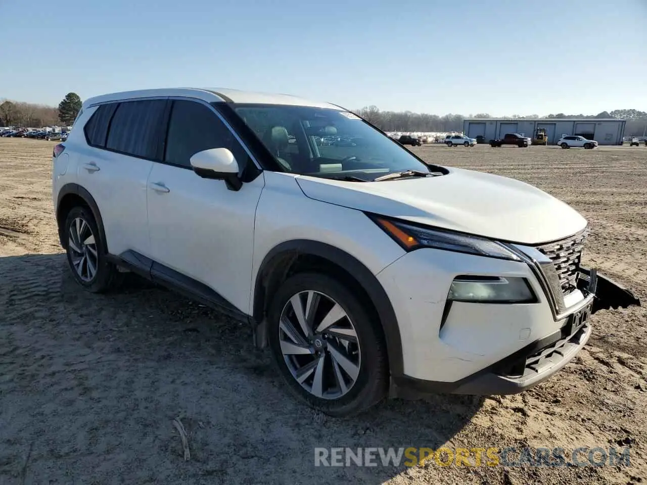 4 Photograph of a damaged car 5N1AT3BA1MC675472 NISSAN ROGUE 2021