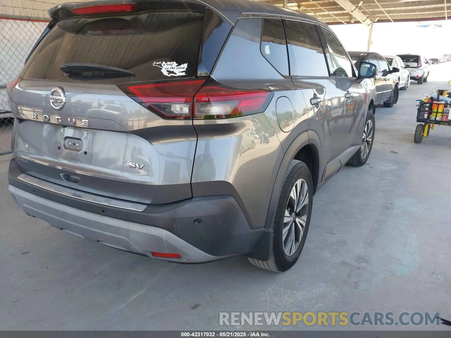 4 Photograph of a damaged car 5N1AT3BA1MC713833 NISSAN ROGUE 2021