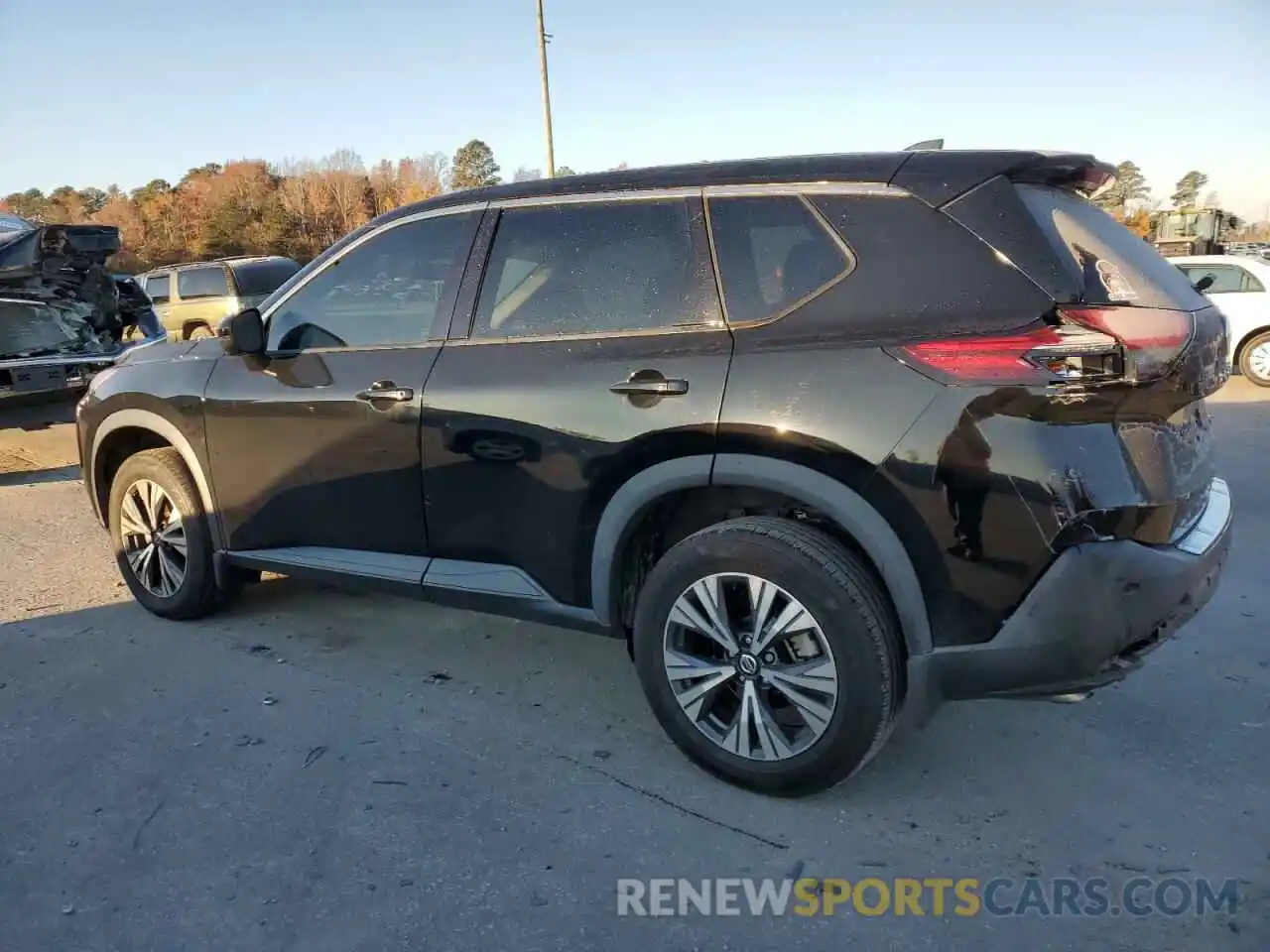 2 Photograph of a damaged car 5N1AT3BA3MC681452 NISSAN ROGUE 2021