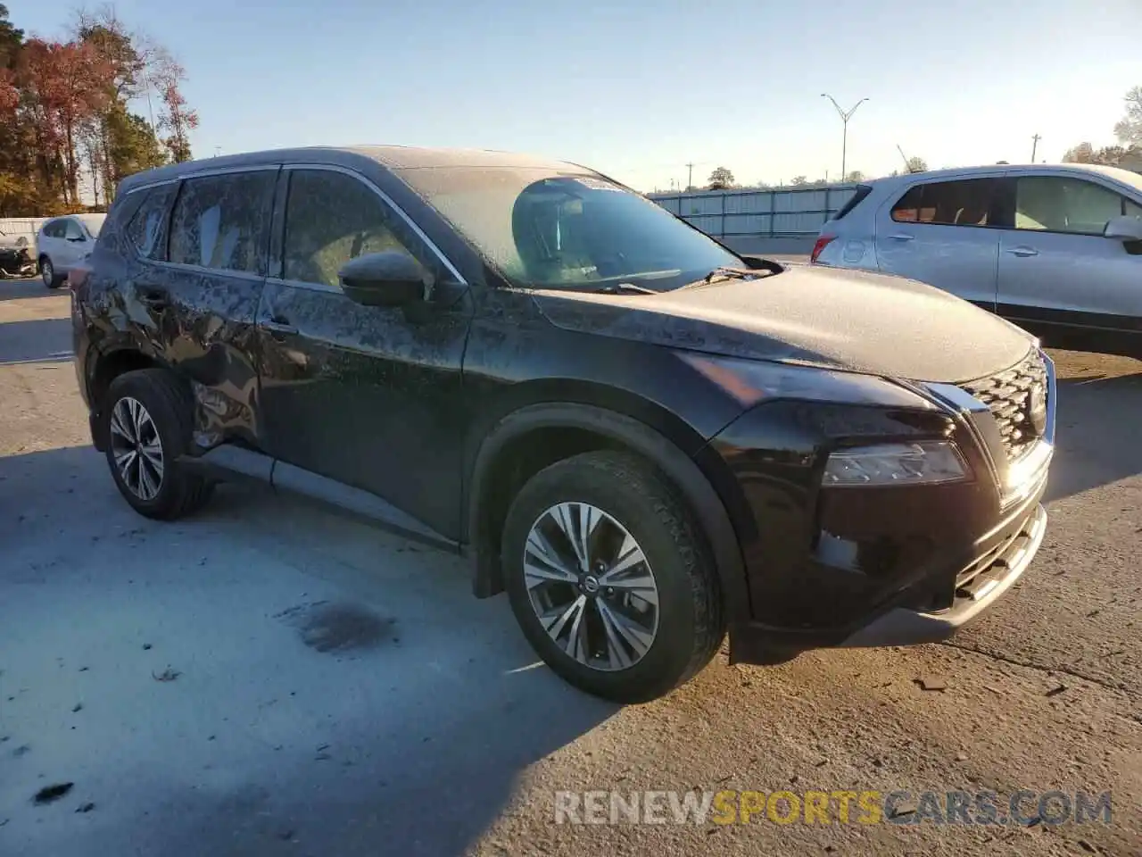 4 Photograph of a damaged car 5N1AT3BA3MC681452 NISSAN ROGUE 2021