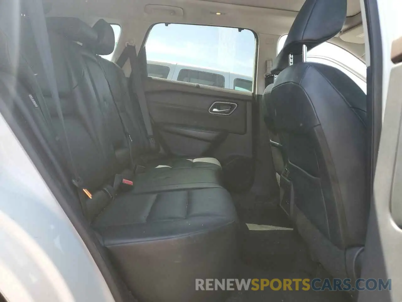 11 Photograph of a damaged car 5N1AT3BA3MC792048 NISSAN ROGUE 2021