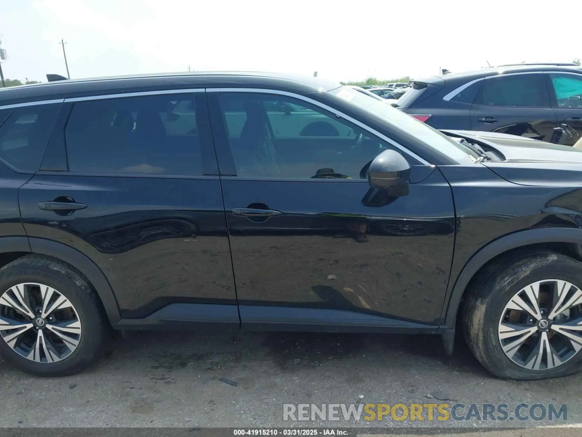 12 Photograph of a damaged car 5N1AT3BA3MC826179 NISSAN ROGUE 2021