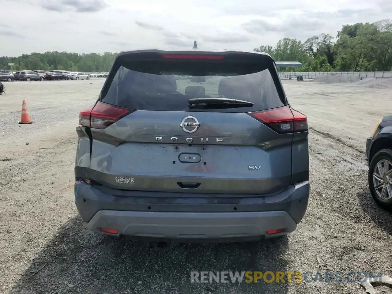 6 Photograph of a damaged car 5N1AT3BA4MC717911 NISSAN ROGUE 2021