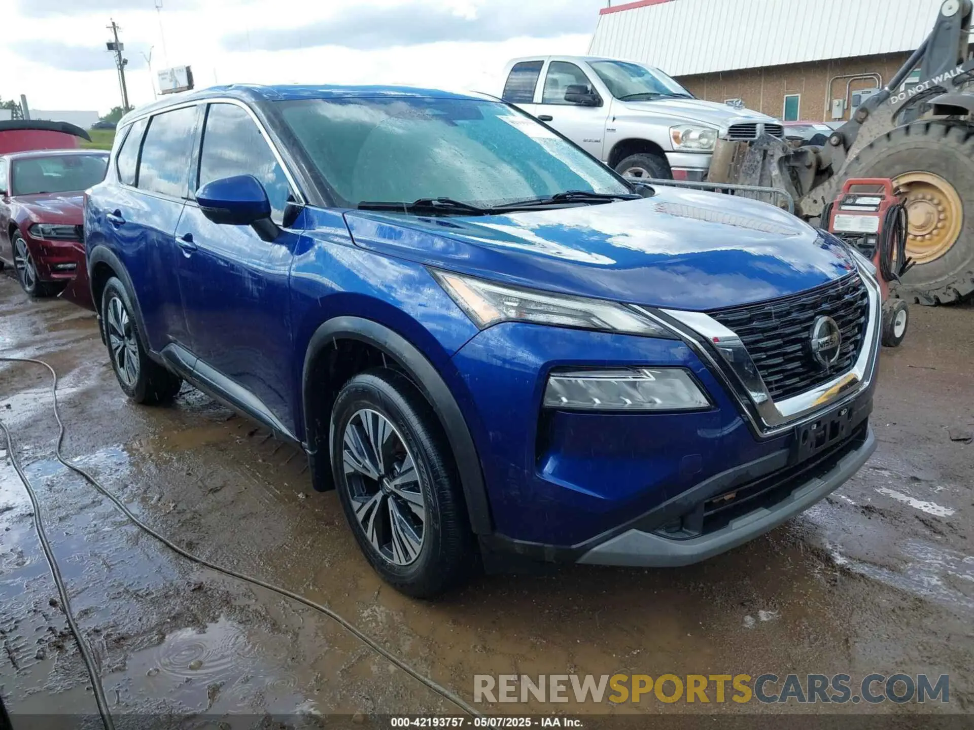 1 Photograph of a damaged car 5N1AT3BA4MC760337 NISSAN ROGUE 2021