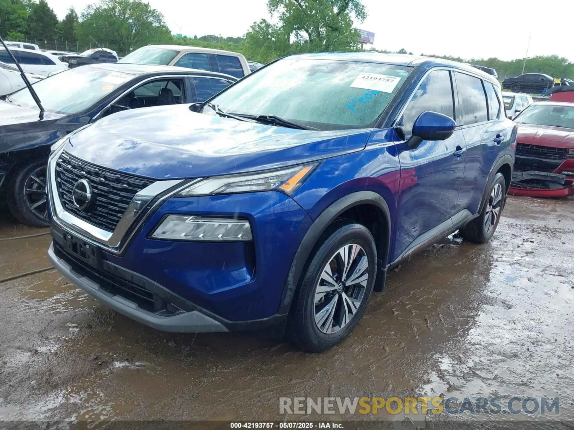 2 Photograph of a damaged car 5N1AT3BA4MC760337 NISSAN ROGUE 2021