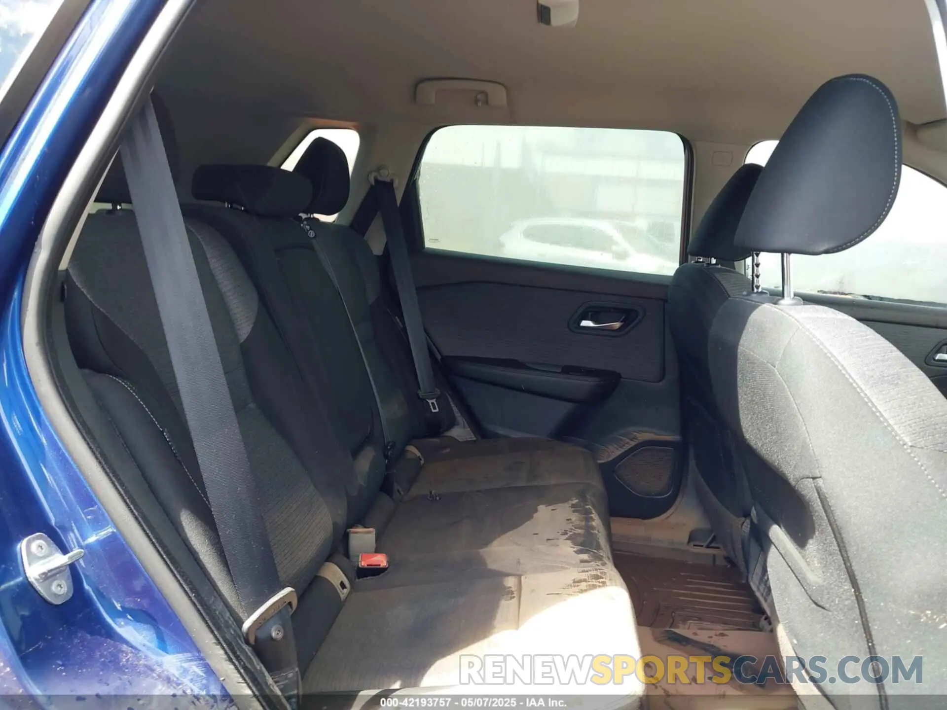 8 Photograph of a damaged car 5N1AT3BA4MC760337 NISSAN ROGUE 2021