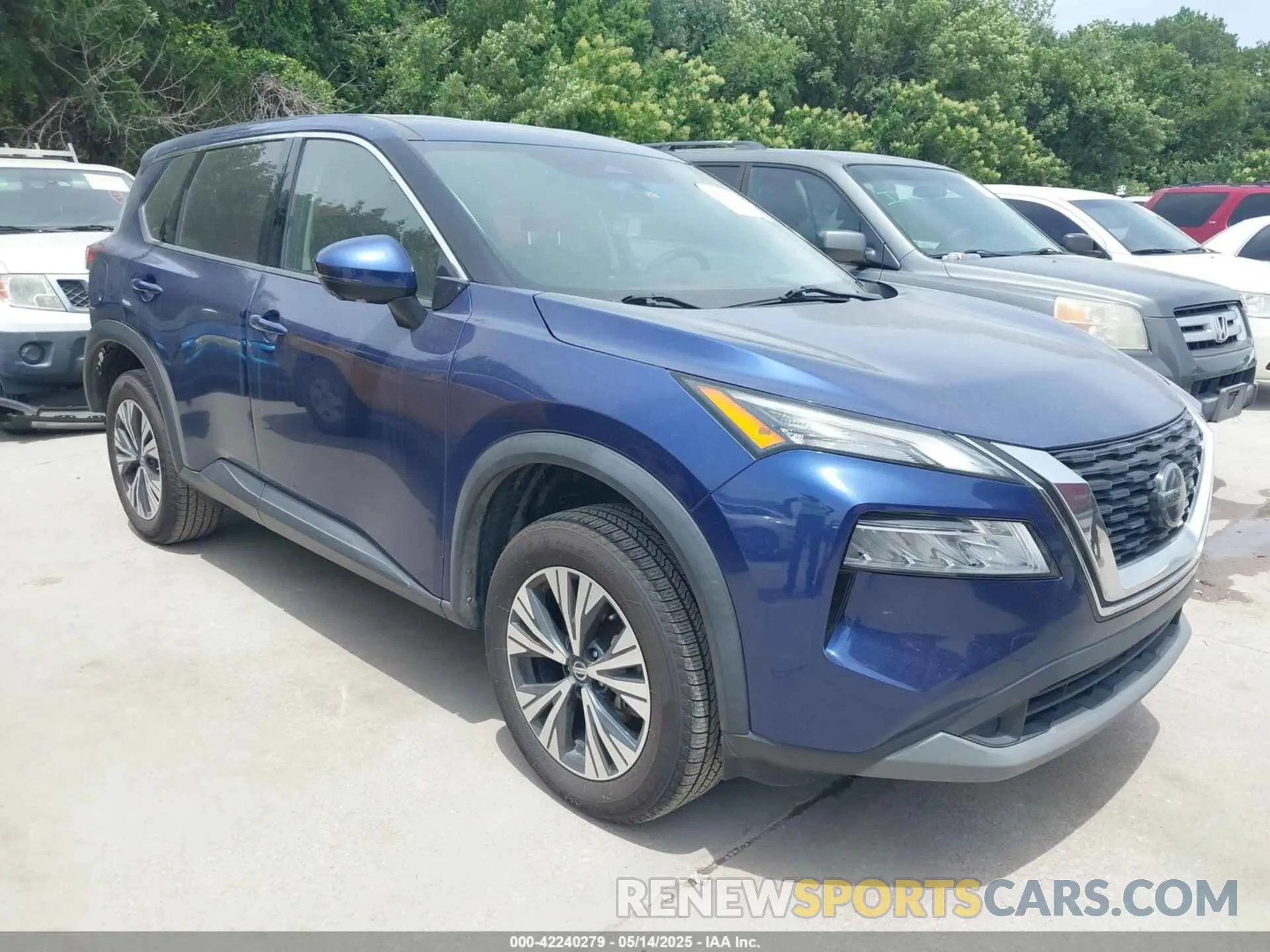 1 Photograph of a damaged car 5N1AT3BA4MC762346 NISSAN ROGUE 2021