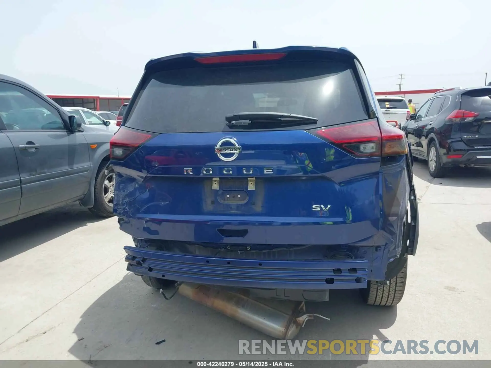 17 Photograph of a damaged car 5N1AT3BA4MC762346 NISSAN ROGUE 2021