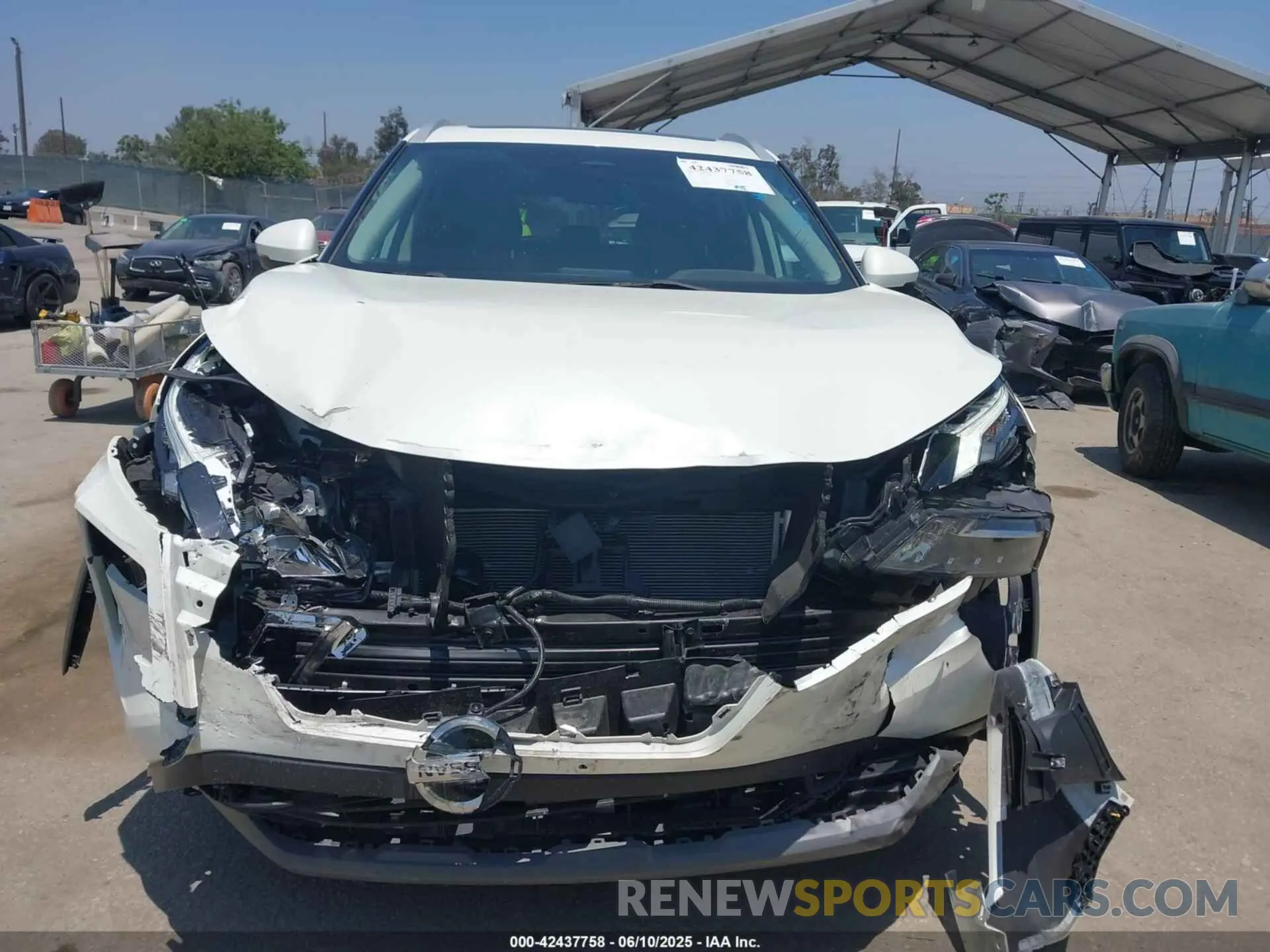 12 Photograph of a damaged car 5N1AT3BA4MC804966 NISSAN ROGUE 2021