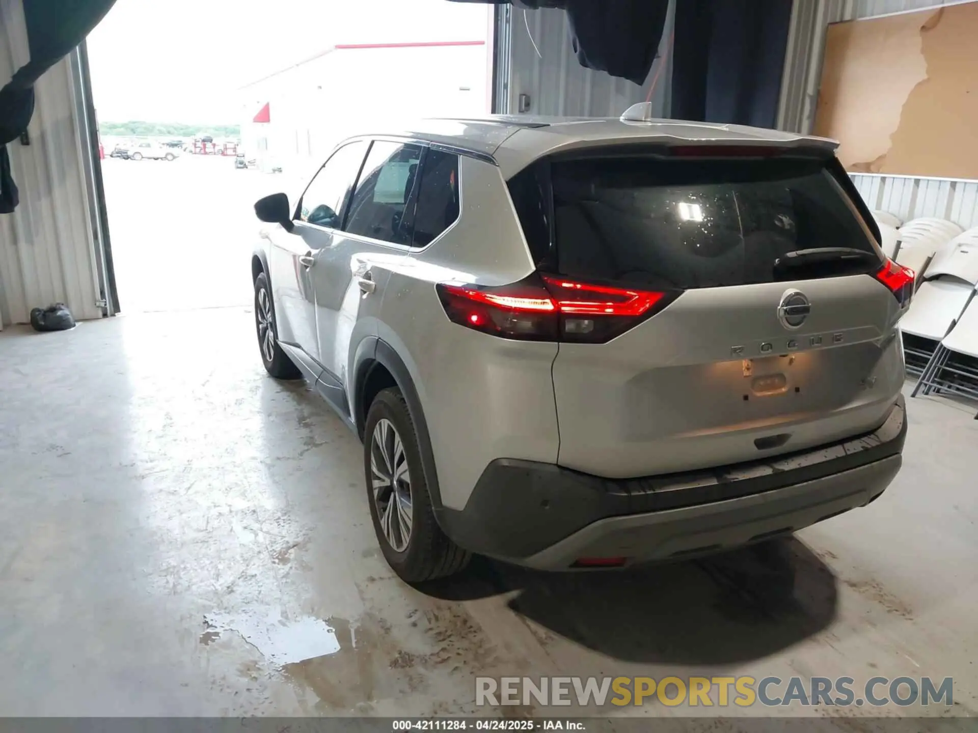 3 Photograph of a damaged car 5N1AT3BA5MC733308 NISSAN ROGUE 2021