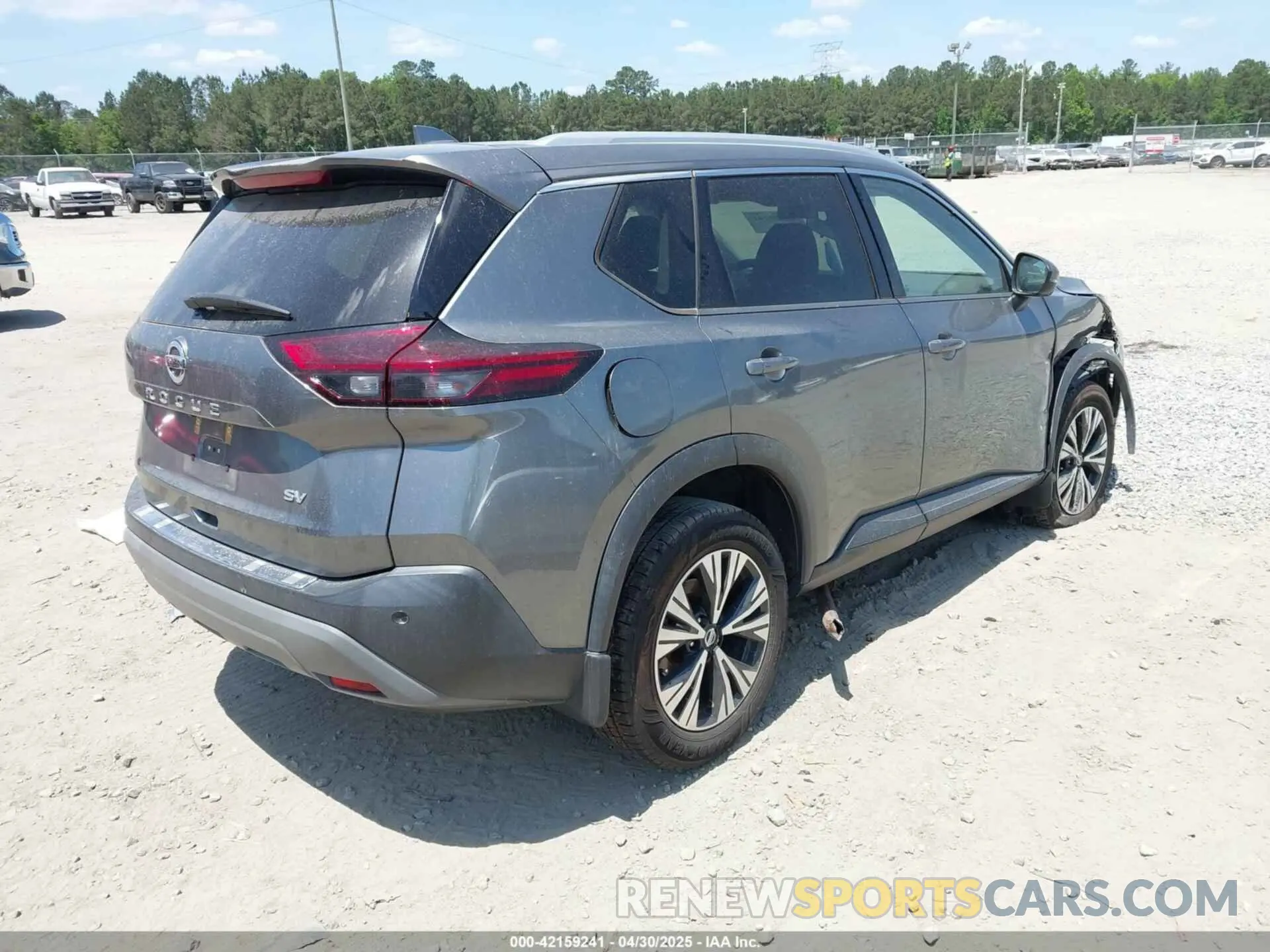 4 Photograph of a damaged car 5N1AT3BA5MC751548 NISSAN ROGUE 2021