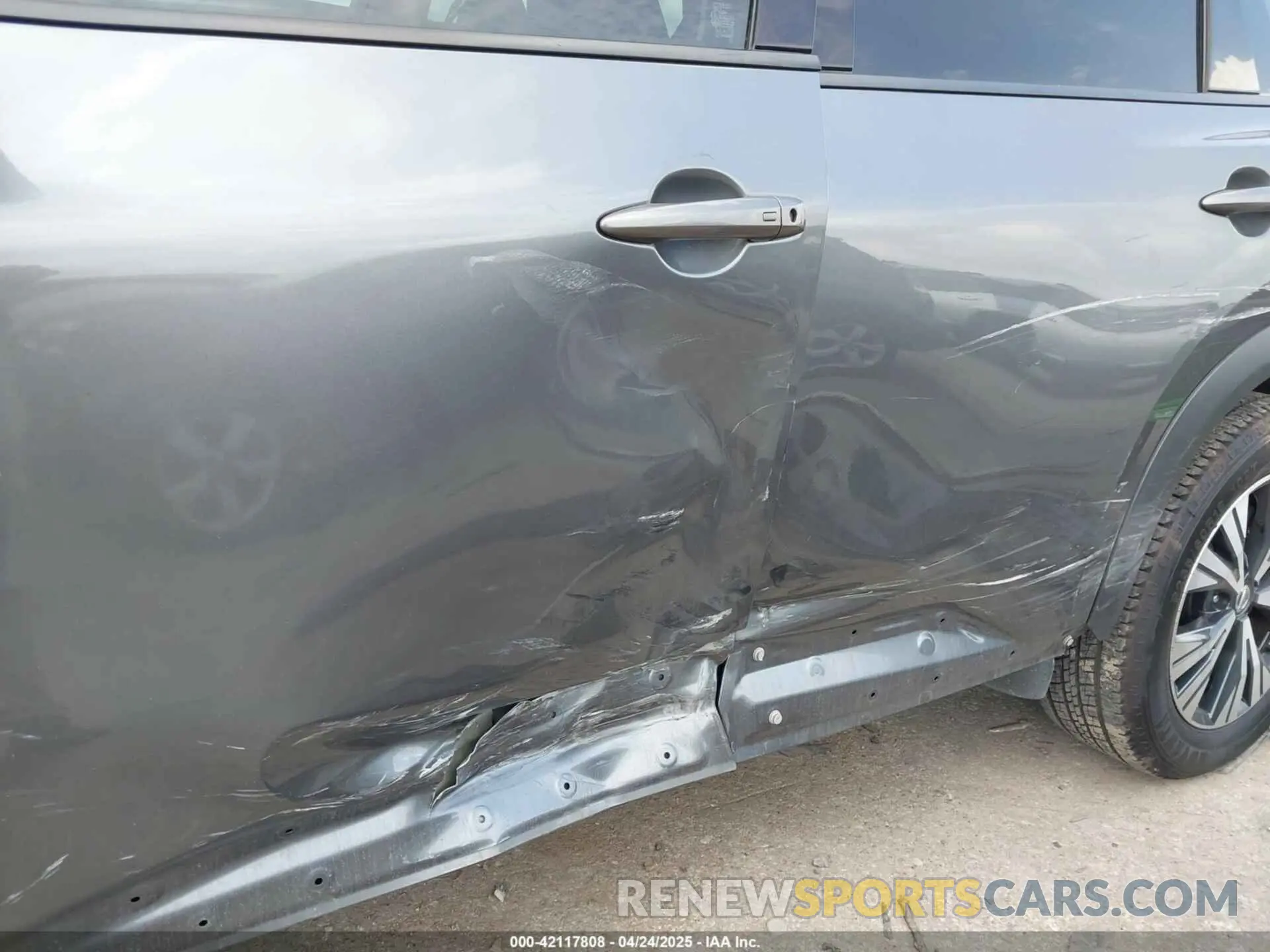 6 Photograph of a damaged car 5N1AT3BA5MC756166 NISSAN ROGUE 2021