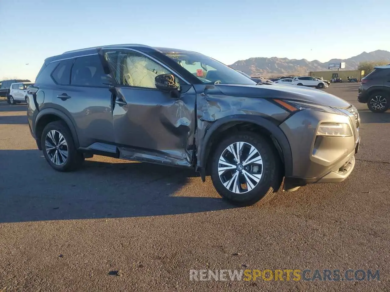 4 Photograph of a damaged car 5N1AT3BA5MC779382 NISSAN ROGUE 2021