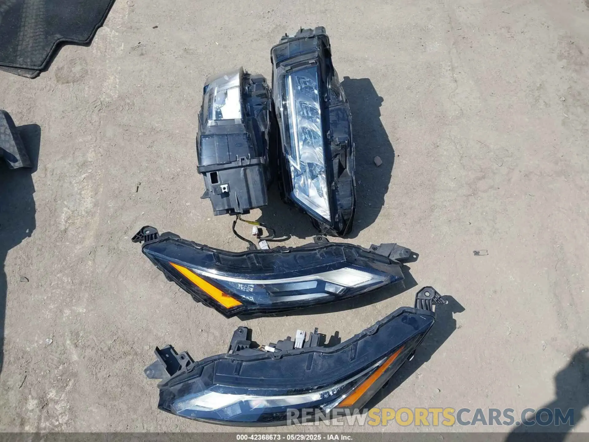 18 Photograph of a damaged car 5N1AT3BA5MC821839 NISSAN ROGUE 2021