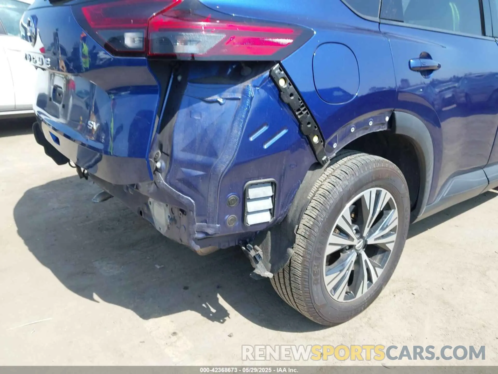 21 Photograph of a damaged car 5N1AT3BA5MC821839 NISSAN ROGUE 2021