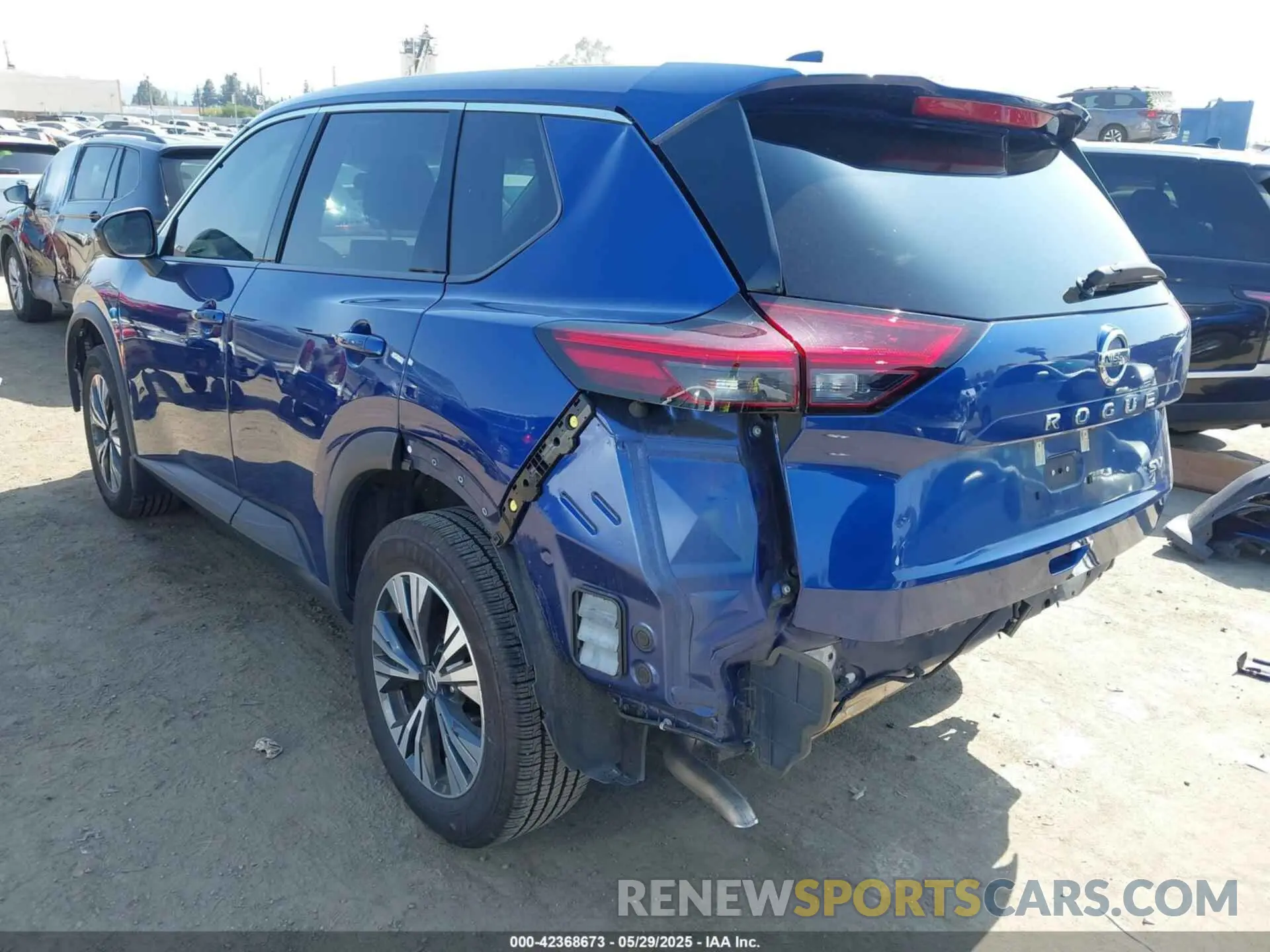 3 Photograph of a damaged car 5N1AT3BA5MC821839 NISSAN ROGUE 2021