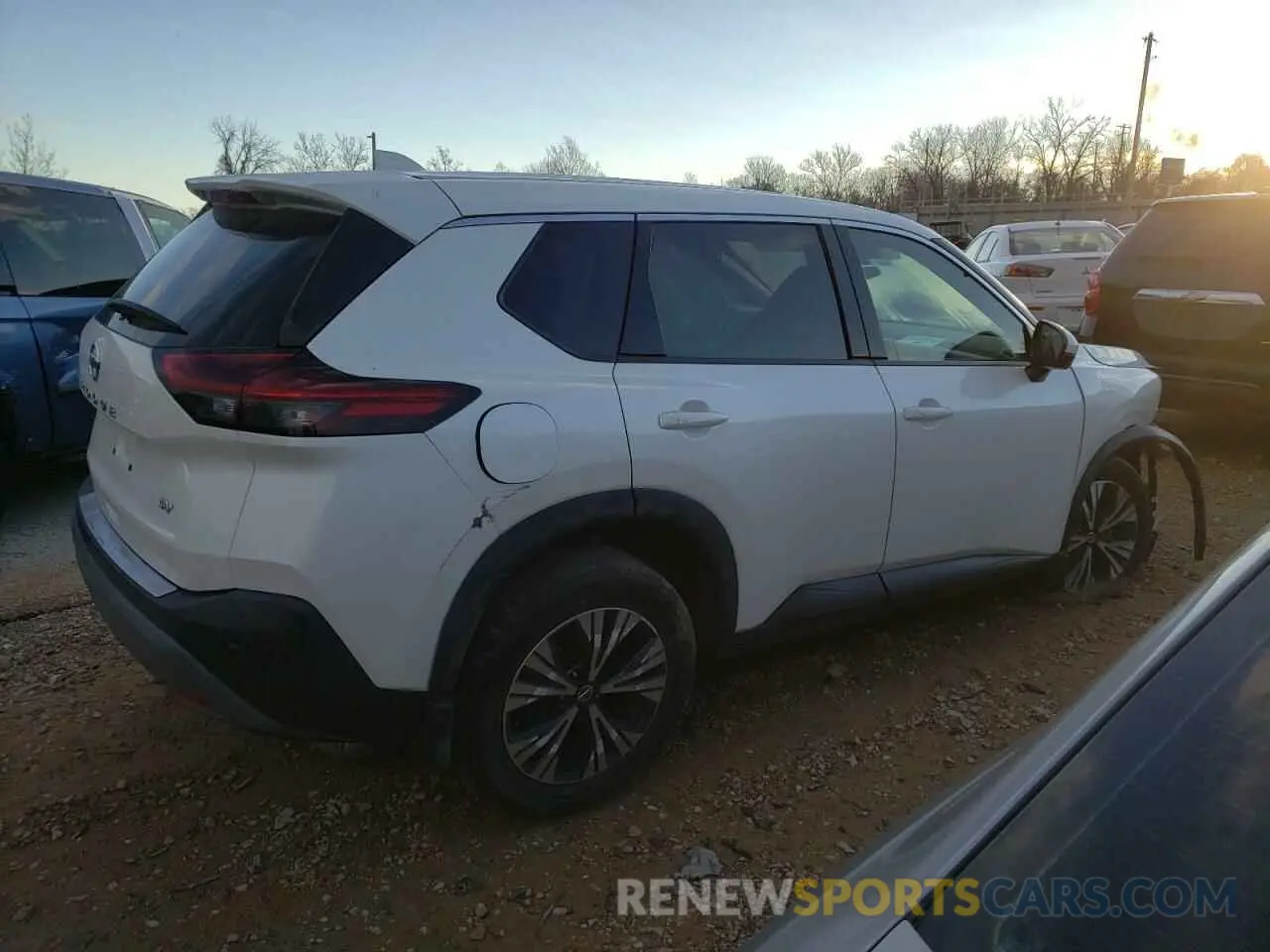 3 Photograph of a damaged car 5N1AT3BA5MC823252 NISSAN ROGUE 2021