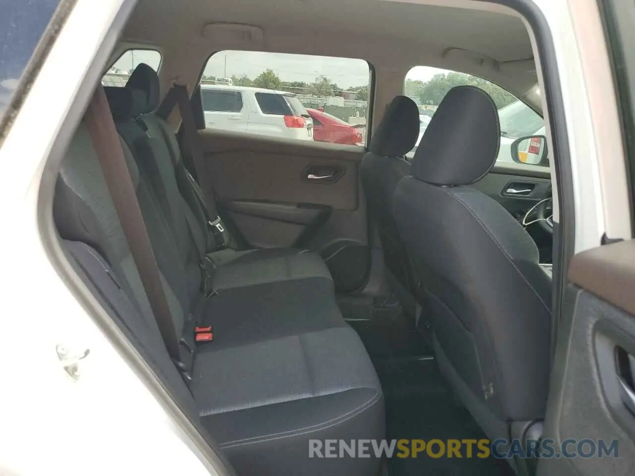 11 Photograph of a damaged car 5N1AT3BA6MC680926 NISSAN ROGUE 2021