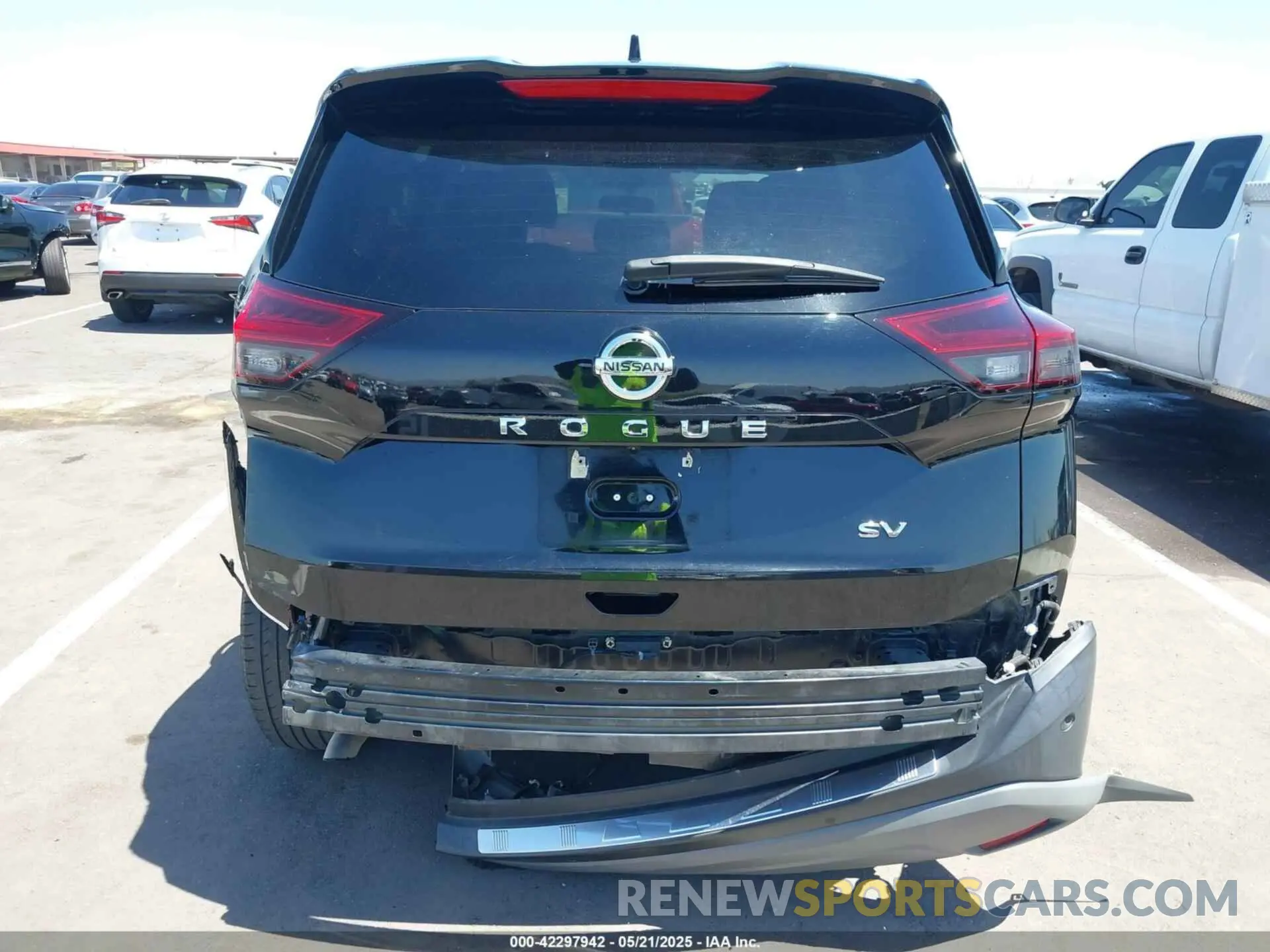 16 Photograph of a damaged car 5N1AT3BA6MC799446 NISSAN ROGUE 2021