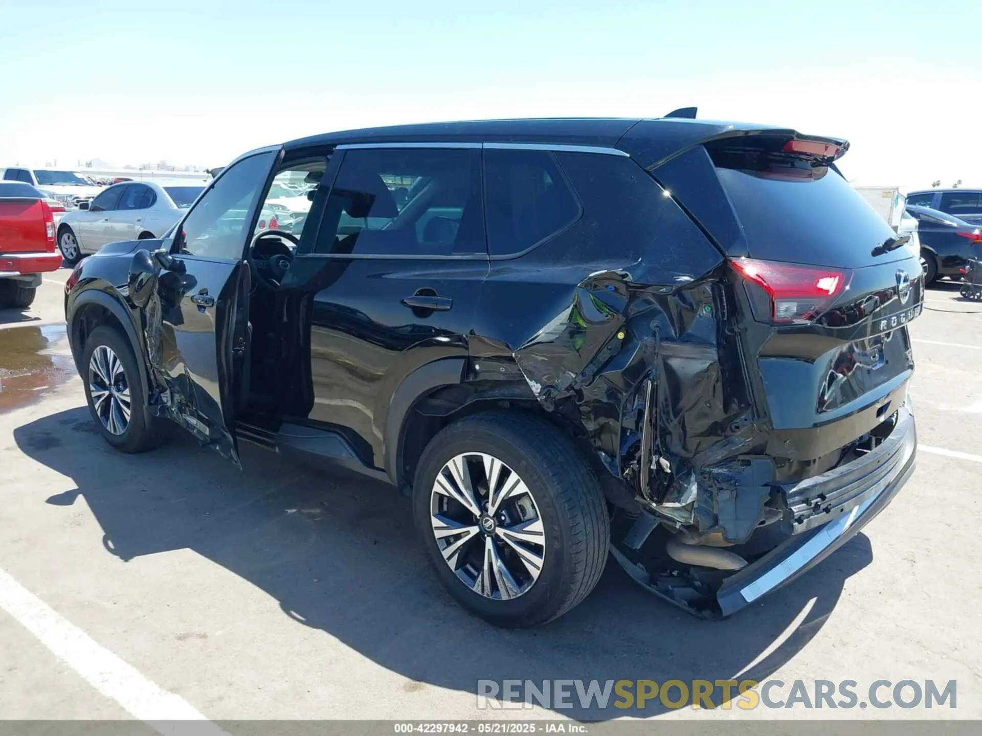 3 Photograph of a damaged car 5N1AT3BA6MC799446 NISSAN ROGUE 2021