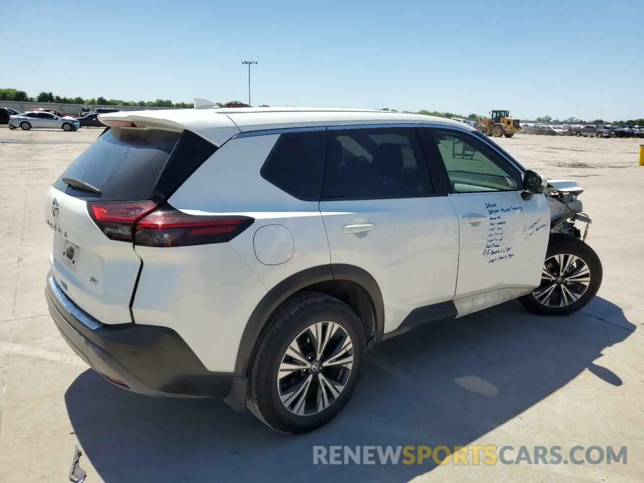 3 Photograph of a damaged car 5N1AT3BA6MC808033 NISSAN ROGUE 2021