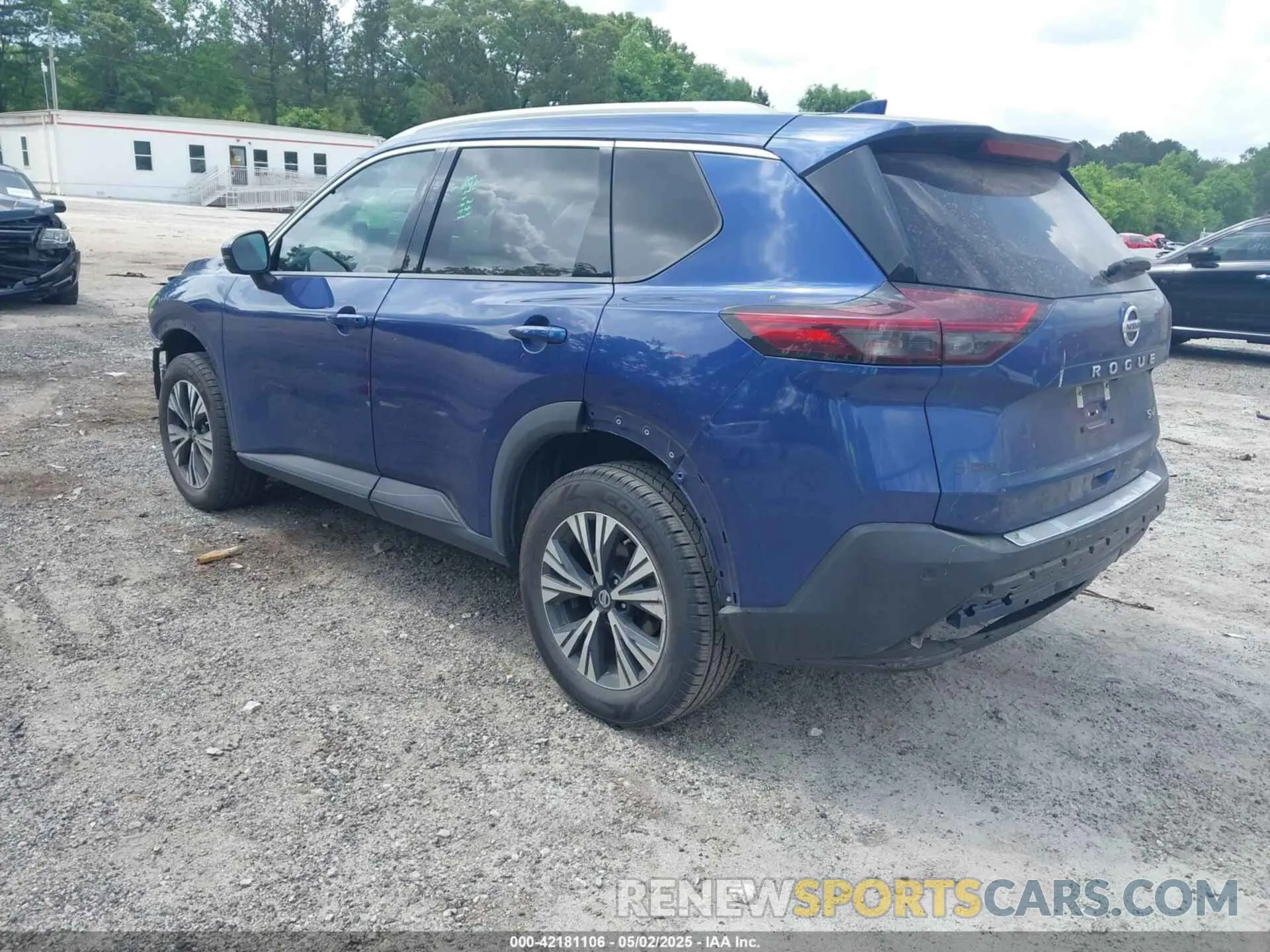 3 Photograph of a damaged car 5N1AT3BA6MC810252 NISSAN ROGUE 2021