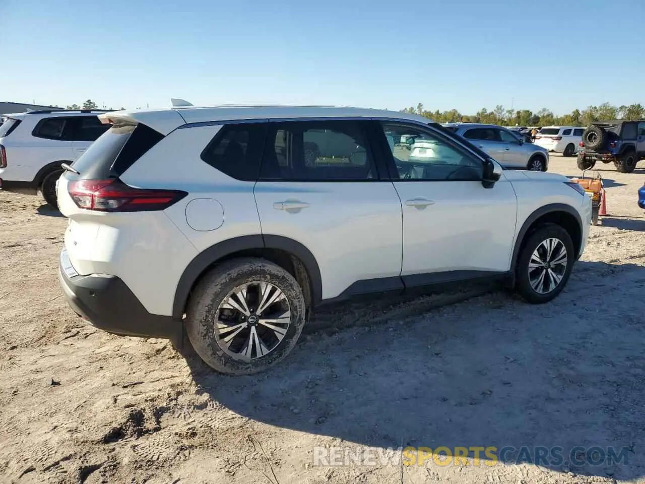 3 Photograph of a damaged car 5N1AT3BA6MC835930 NISSAN ROGUE 2021