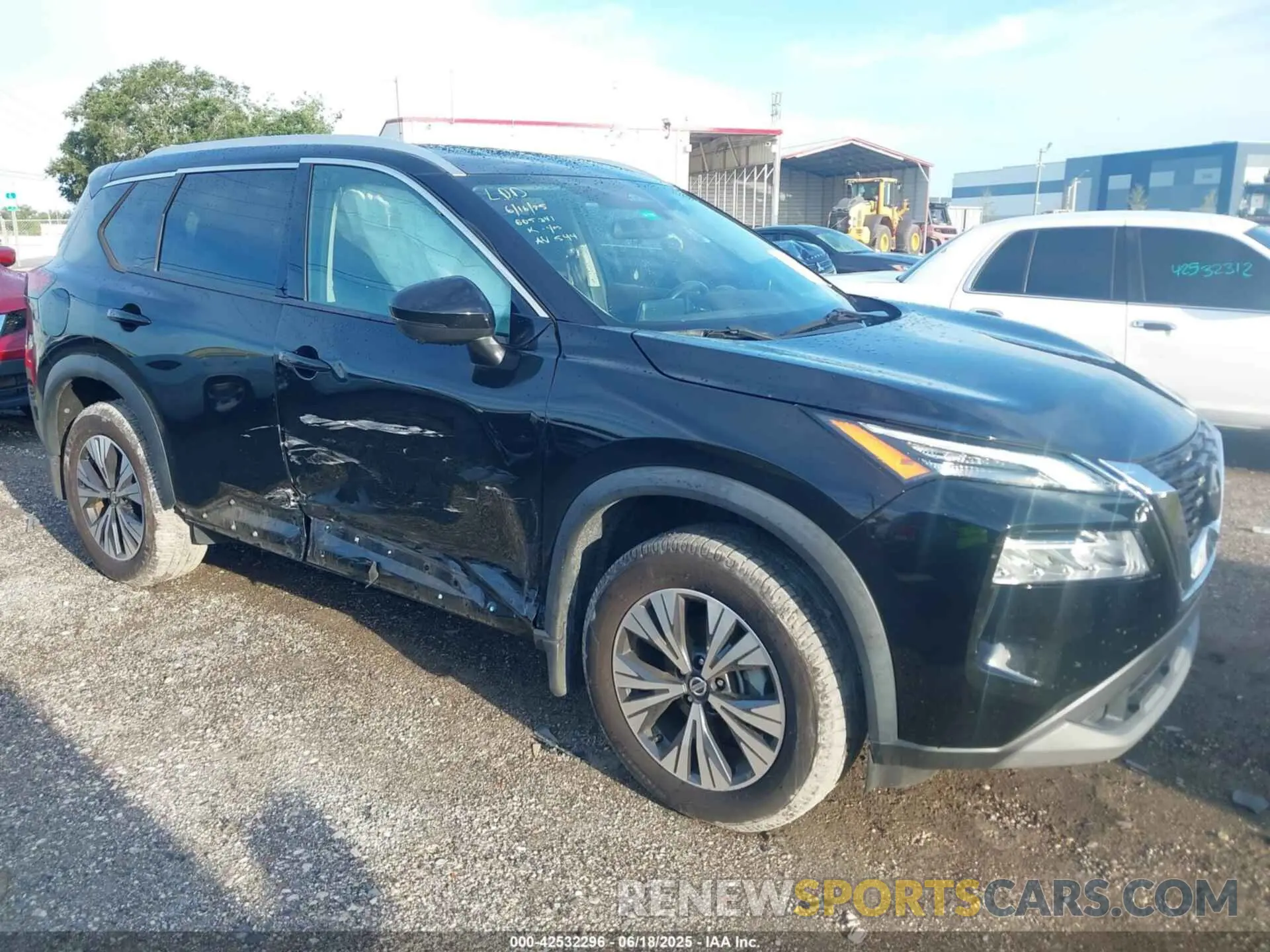 1 Photograph of a damaged car 5N1AT3BA7MC706935 NISSAN ROGUE 2021