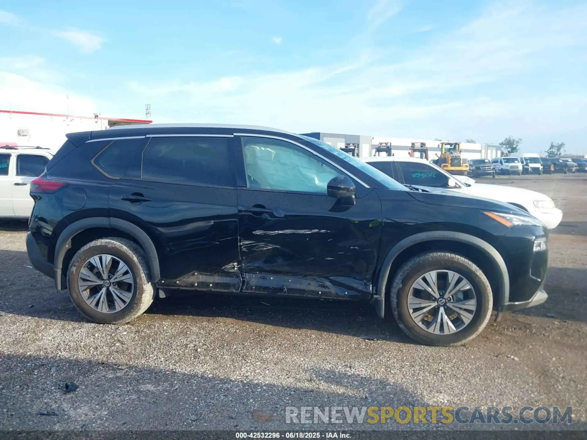 13 Photograph of a damaged car 5N1AT3BA7MC706935 NISSAN ROGUE 2021