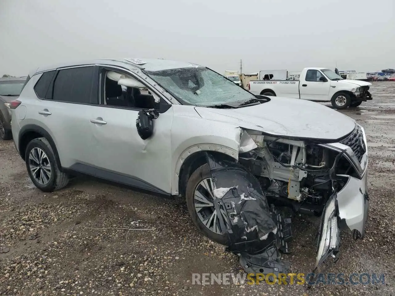 4 Photograph of a damaged car 5N1AT3BA8MC725297 NISSAN ROGUE 2021