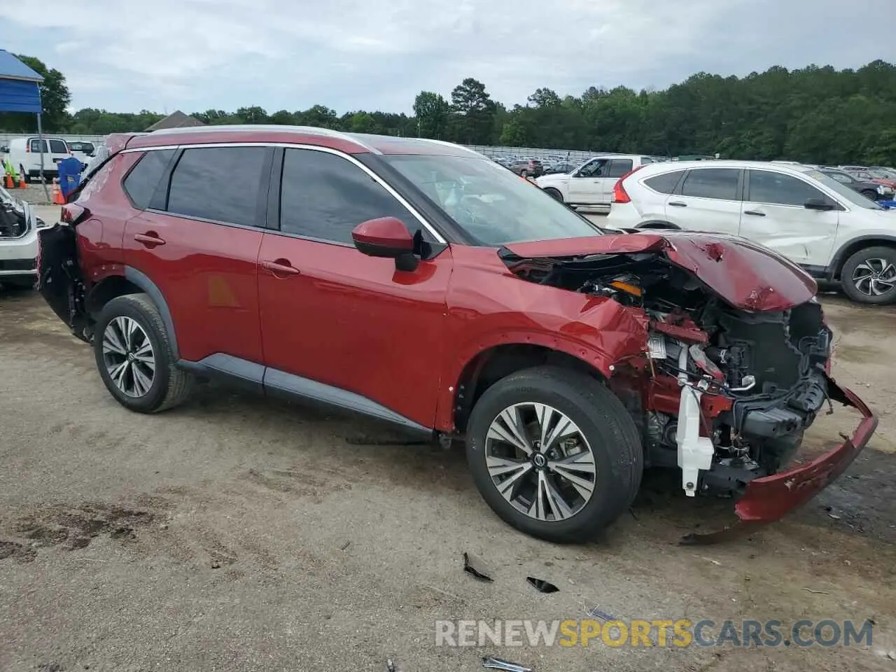 4 Photograph of a damaged car 5N1AT3BA8MC784740 NISSAN ROGUE 2021