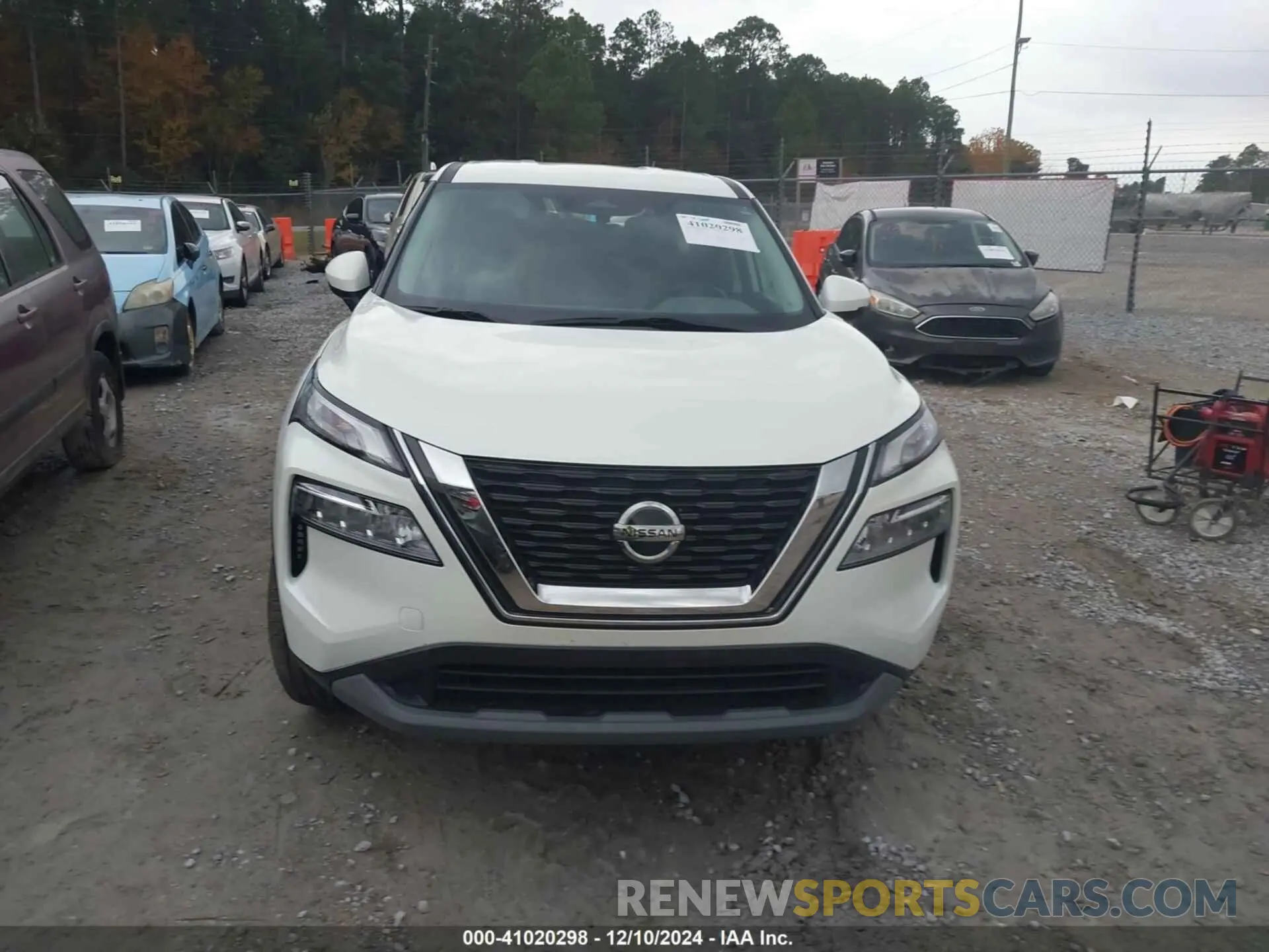 11 Photograph of a damaged car 5N1AT3BA8MC844449 NISSAN ROGUE 2021