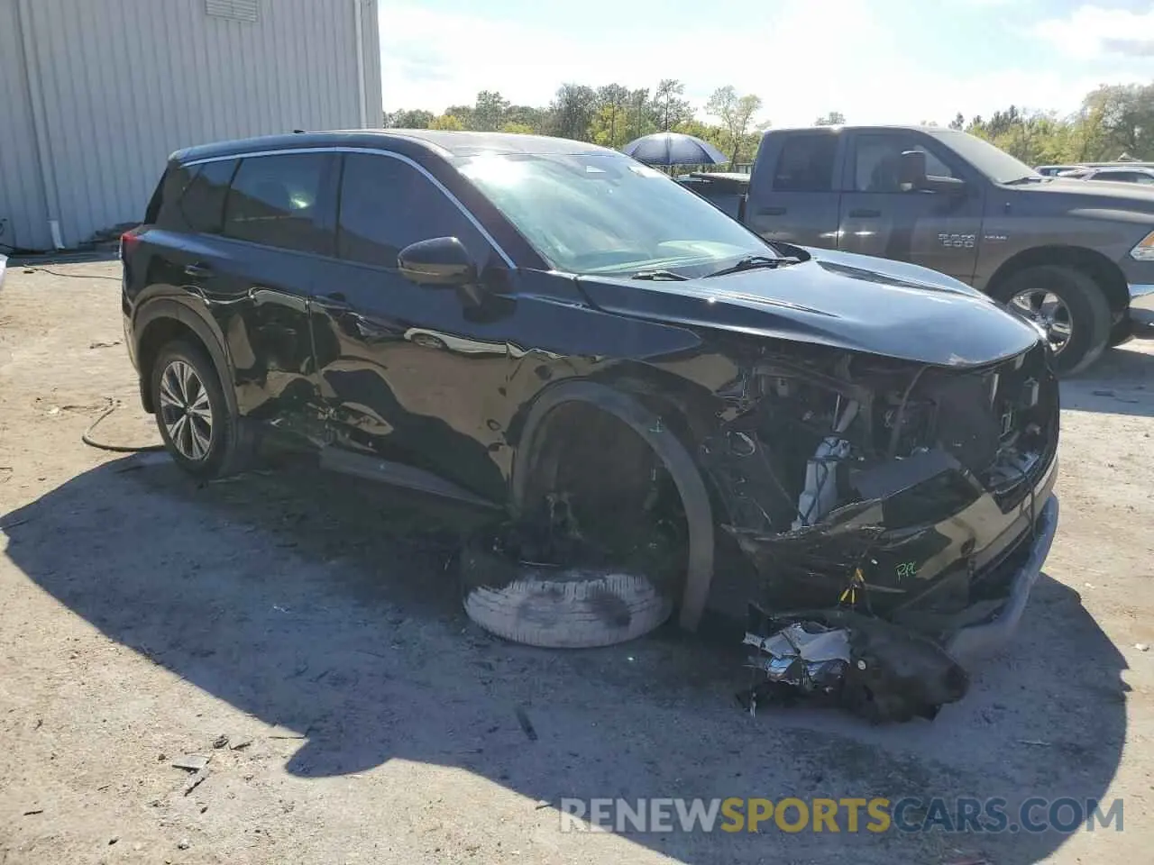 4 Photograph of a damaged car 5N1AT3BA9MC696358 NISSAN ROGUE 2021