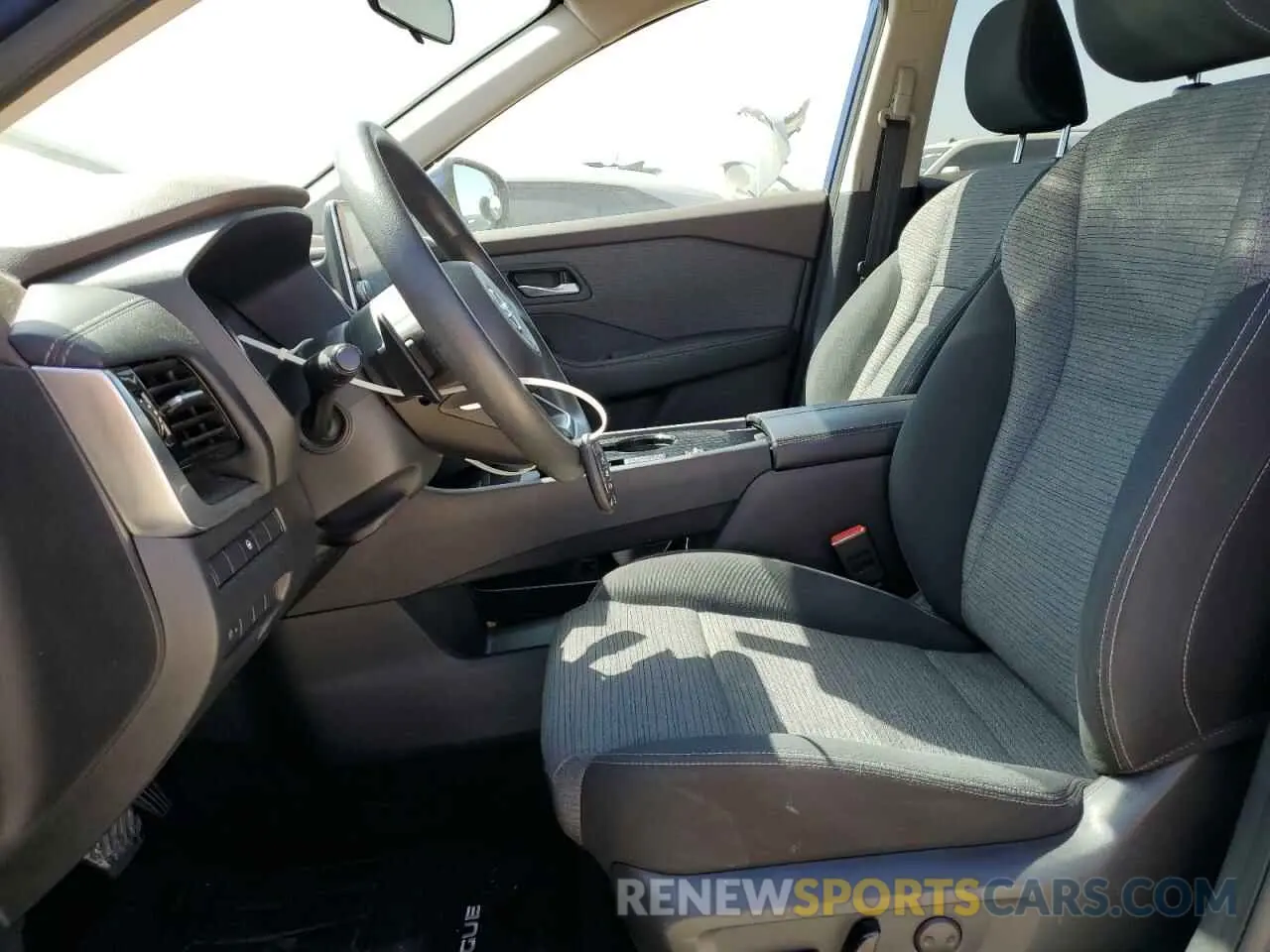 7 Photograph of a damaged car 5N1AT3BA9MC724949 NISSAN ROGUE 2021