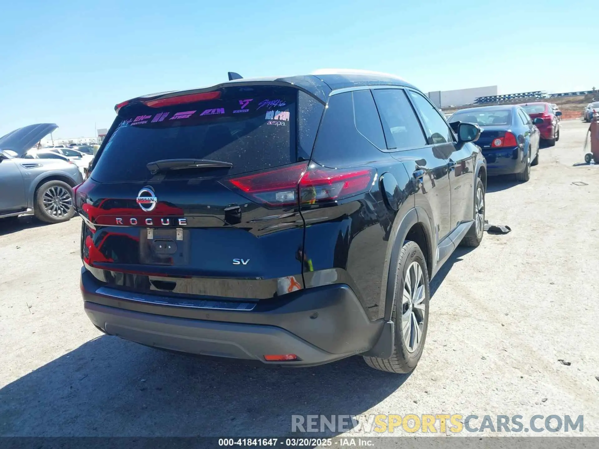 4 Photograph of a damaged car 5N1AT3BA9MC735403 NISSAN ROGUE 2021