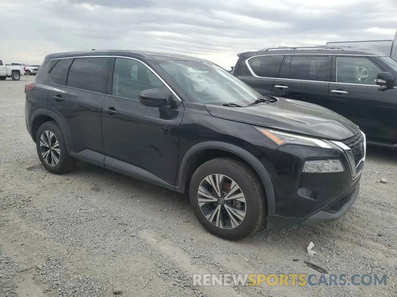 4 Photograph of a damaged car 5N1AT3BA9MC789672 NISSAN ROGUE 2021