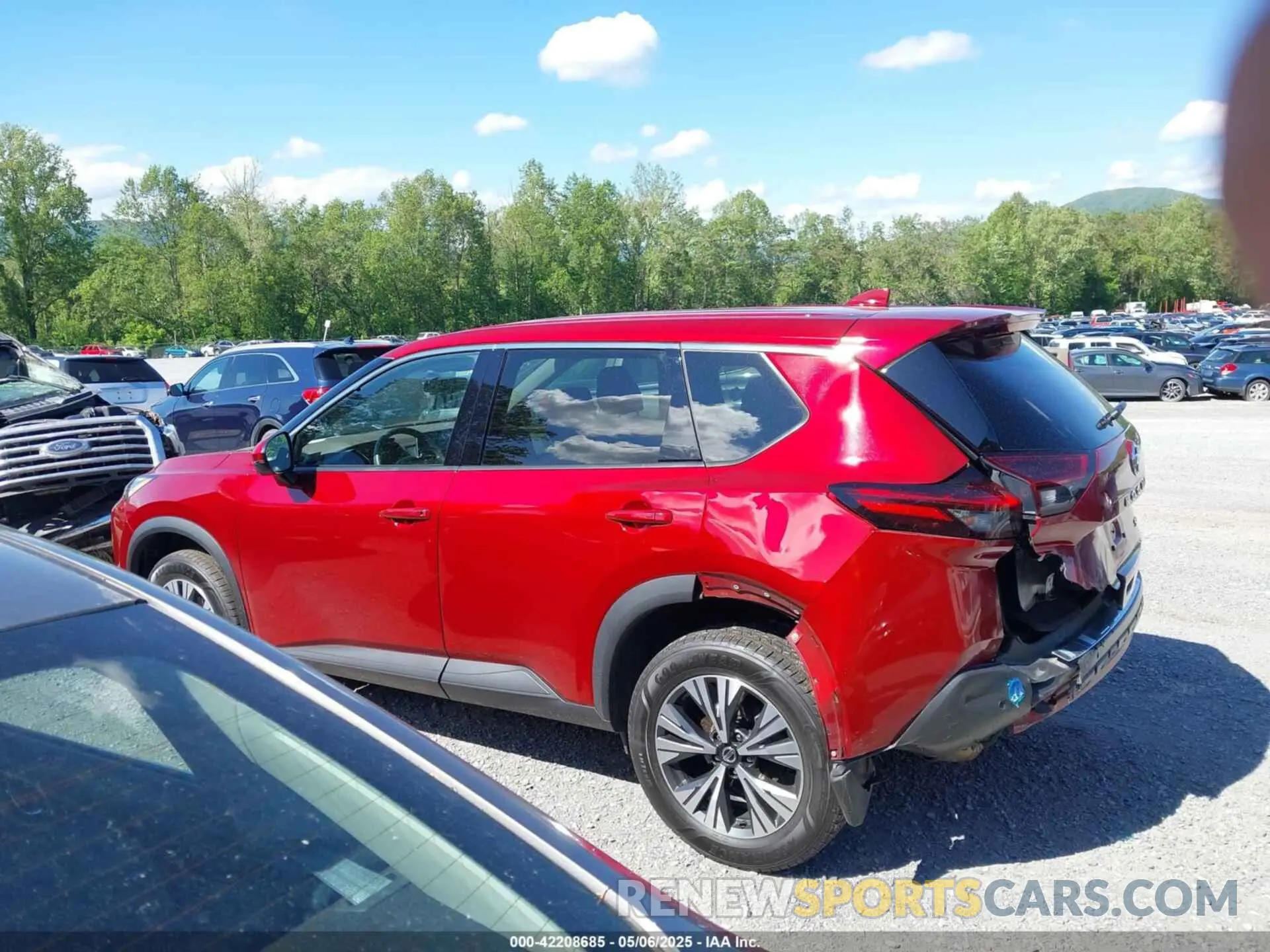 14 Photograph of a damaged car 5N1AT3BAXMC798896 NISSAN ROGUE 2021