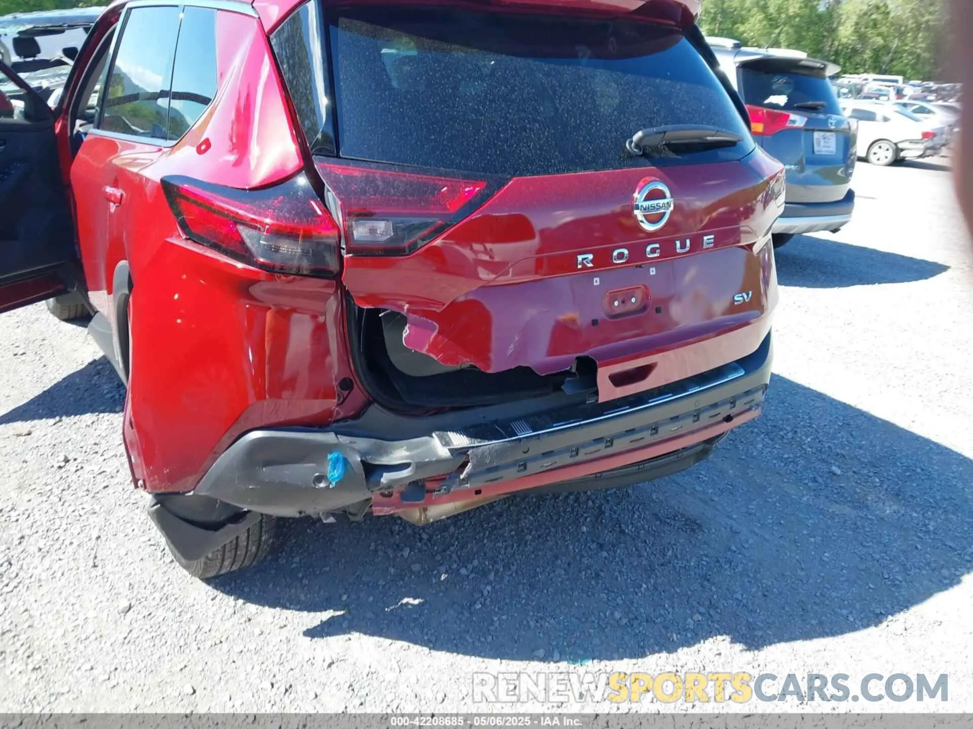 17 Photograph of a damaged car 5N1AT3BAXMC798896 NISSAN ROGUE 2021