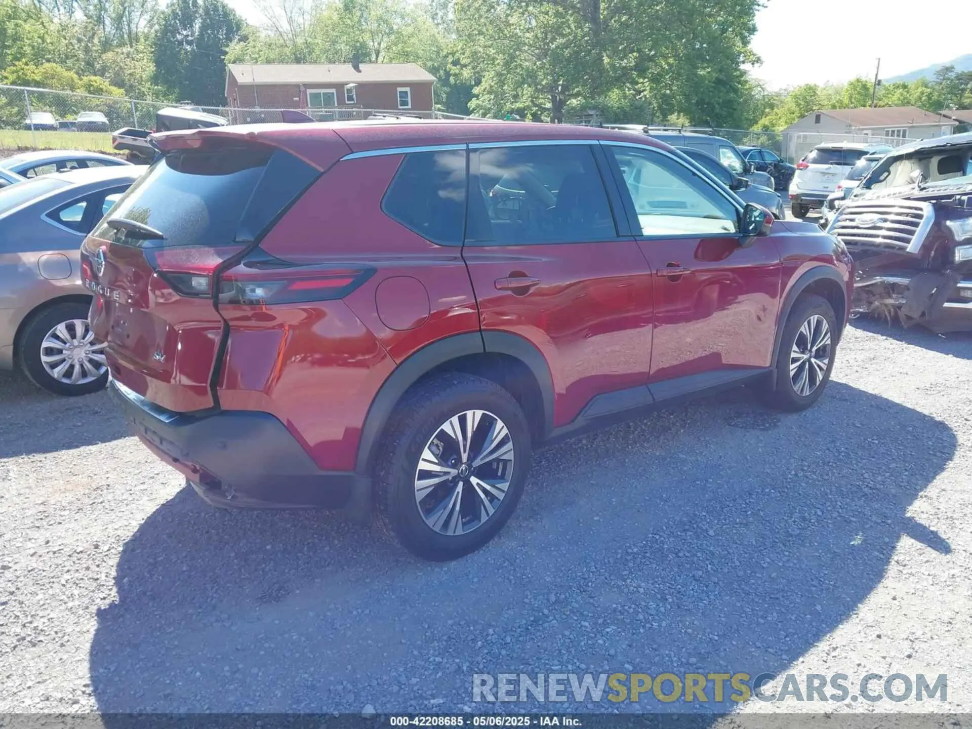 4 Photograph of a damaged car 5N1AT3BAXMC798896 NISSAN ROGUE 2021